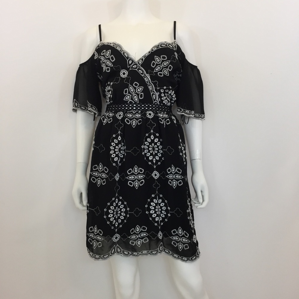 Romeo and Juliet Cold Shoulder Dress